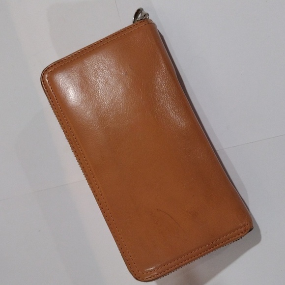 See by Chloé Peach Leather Round Zip Long Wallet – Women’s Designer Wallet 7.5x4 - Picture 4 of 12